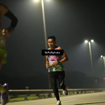 Runner Photo 7315121