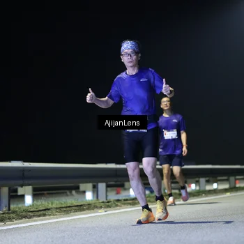 Runner Photo 7315136