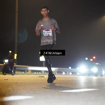 Runner Photo 7315141