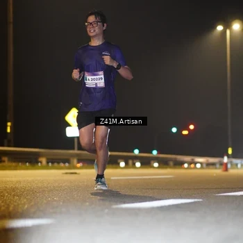Runner Photo 7315142