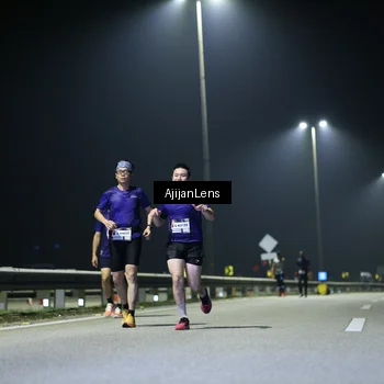 Runner Photo 7315215