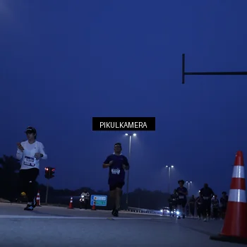 Runner Photo 7315263