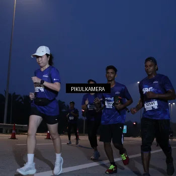 Runner Photo 7315297