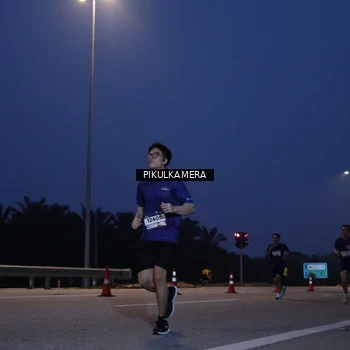 Runner Photo 7315322
