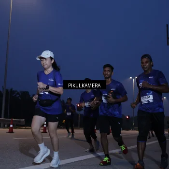 Runner Photo 7315373