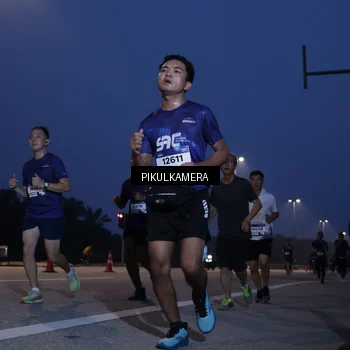 Runner Photo 7315396