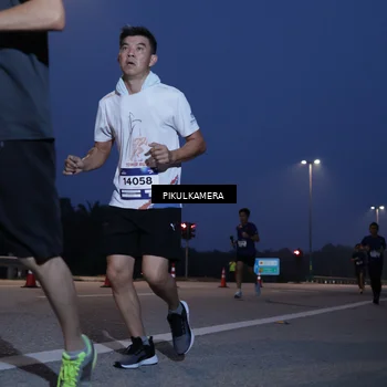 Runner Photo 7315484