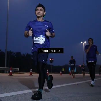 Runner Photo 7315511
