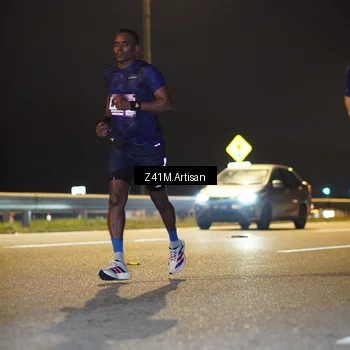 Runner Photo 7315513