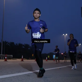 Runner Photo 7315529