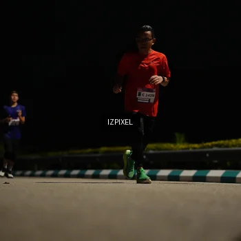 Runner Photo 7315535