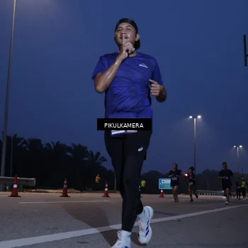 Runner Photo 7315548