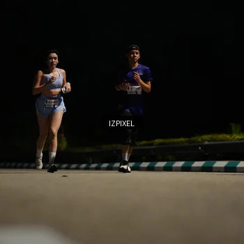 Runner Photo 7315612
