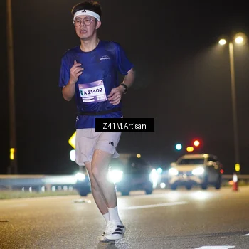 Runner Photo 7315624