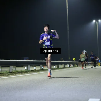 Runner Photo 7315710