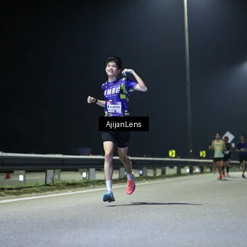 Runner Photo 7315717