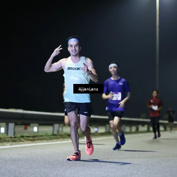 Runner Photo 7315726