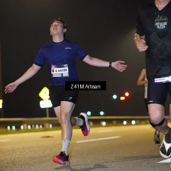 Runner Photo 7315736