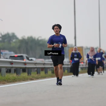 Runner Photo 7315745
