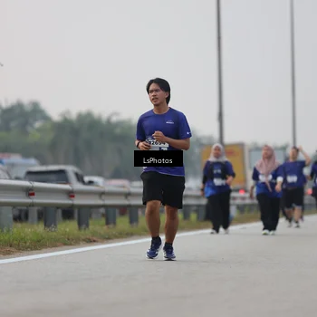 Runner Photo 7315757