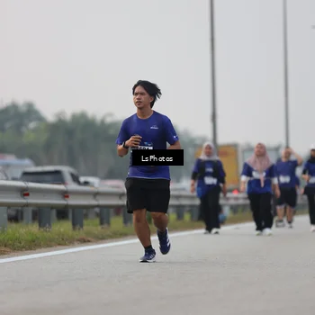 Runner Photo 7315763