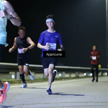 Runner Photo 7315773