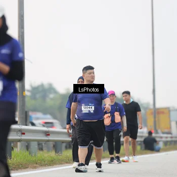 Runner Photo 7315855