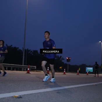 Runner Photo 7315856