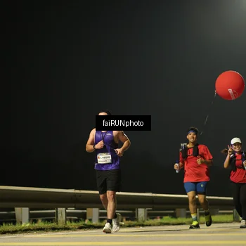 Runner Photo 7315922