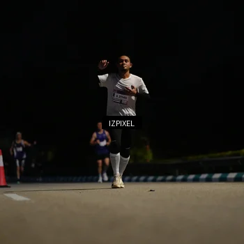 Runner Photo 7315971