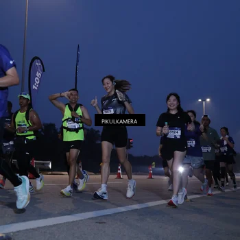 Runner Photo 7316015