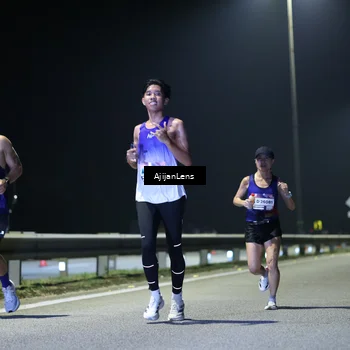 Runner Photo 7316021
