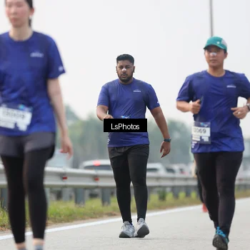 Runner Photo 7316024