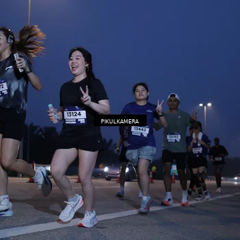 Runner Photo 7316048