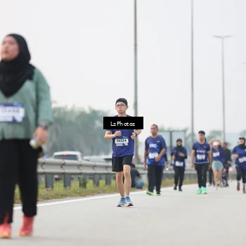 Runner Photo 7316070