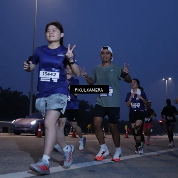 Runner Photo 7316081