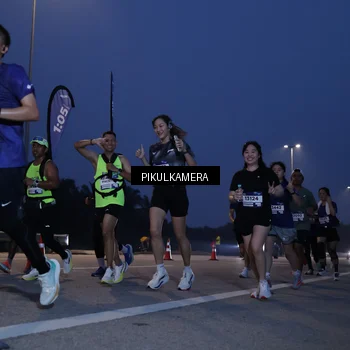 Runner Photo 7316085