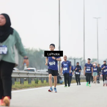 Runner Photo 7316094