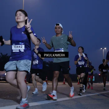 Runner Photo 7316095