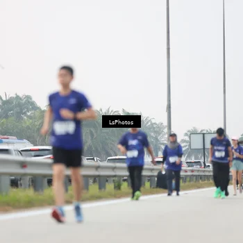 Runner Photo 7316100