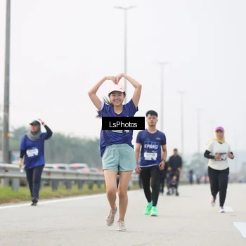 Runner Photo 7316145