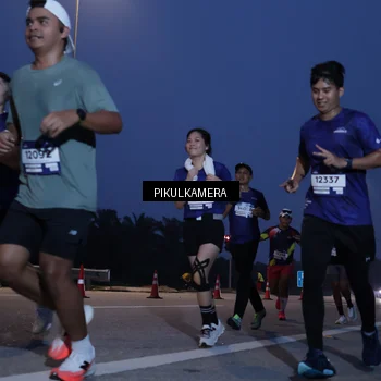 Runner Photo 7316150