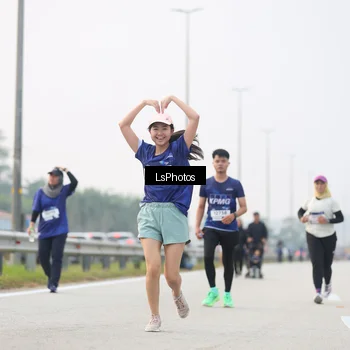 Runner Photo 7316151