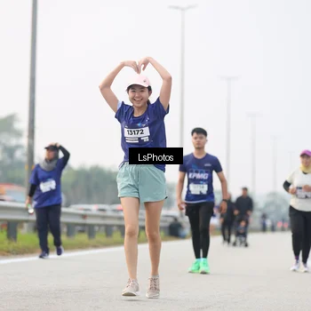 Runner Photo 7316156