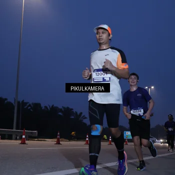 Runner Photo 7316169