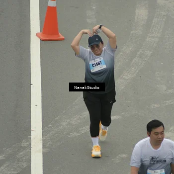 Runner Photo 7316190