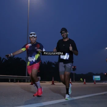 Runner Photo 7316197