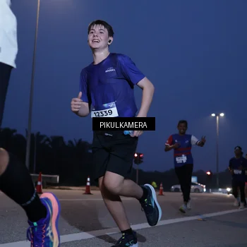 Runner Photo 7316229