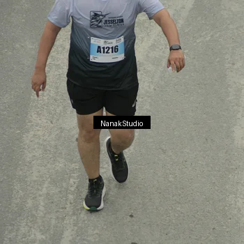 Runner Photo 7316244