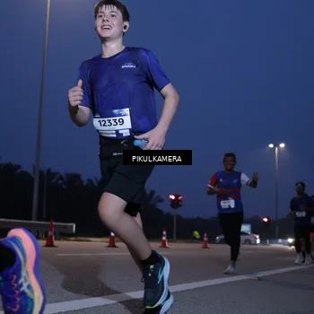 Runner Photo 7316270